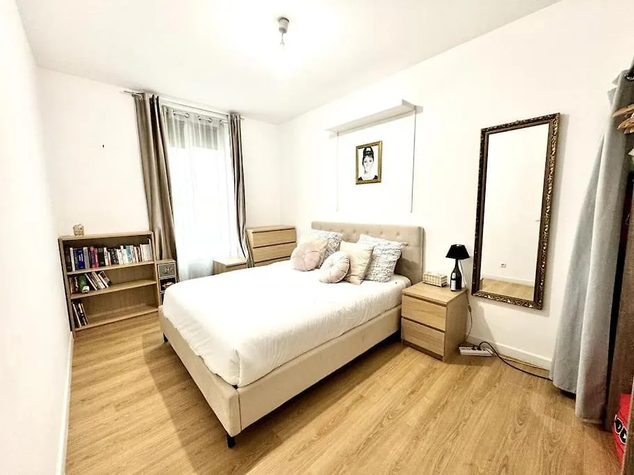 Lumineux Appartement Deux Pieces Nice